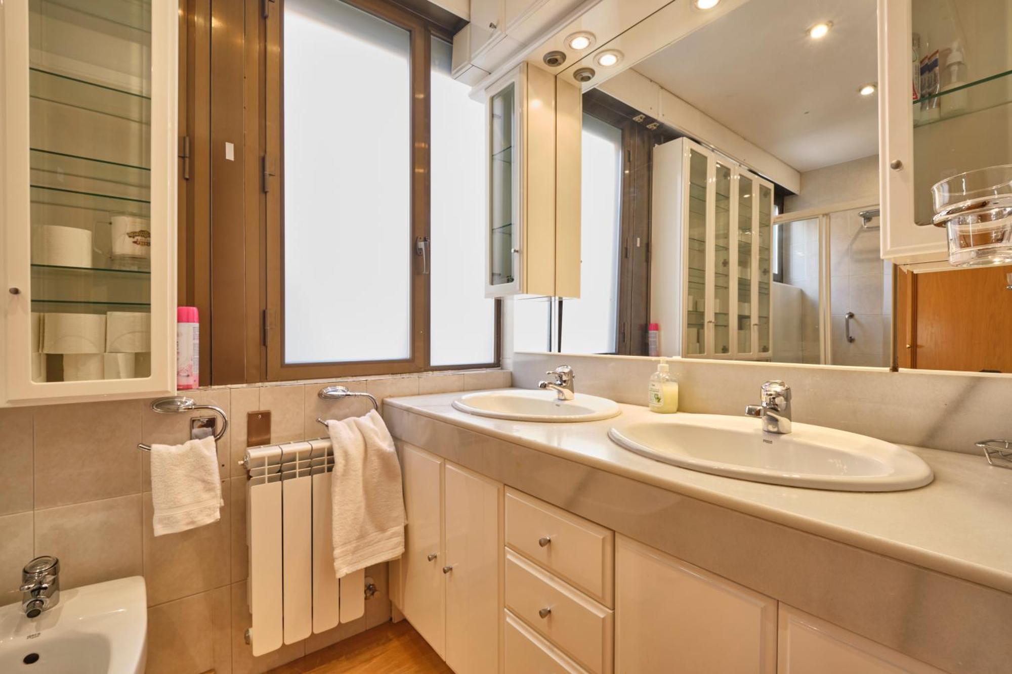 Apartamentos Carlos Madrid Buitenkant foto
